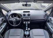Mitsubishi Colt 9