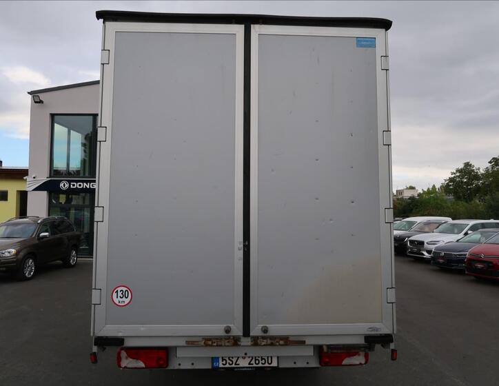 Mercedes-Benz Sprinter 8