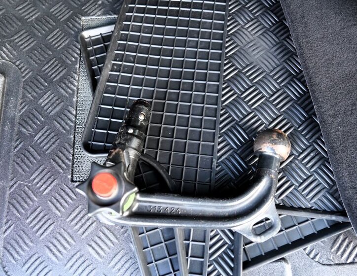 Mercedes-Benz Třídy V 13