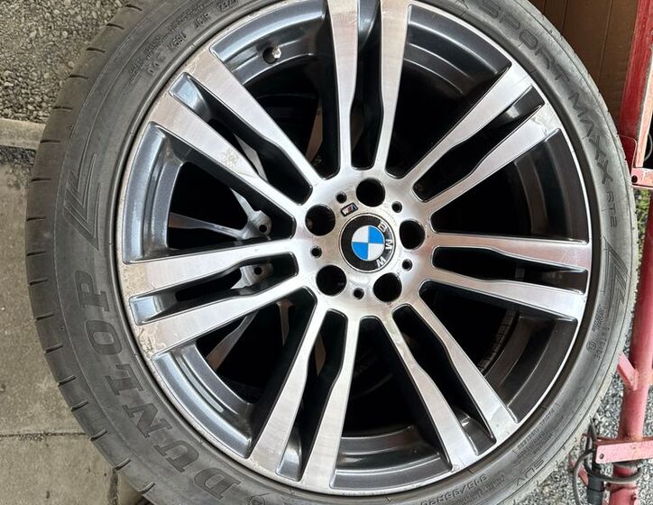 BMW X5 SUV 3,0 l 180 kw