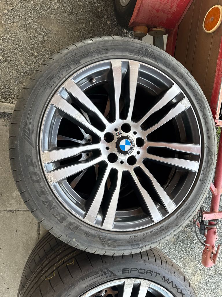 BMW X5 SUV 3,0 l 180 kw