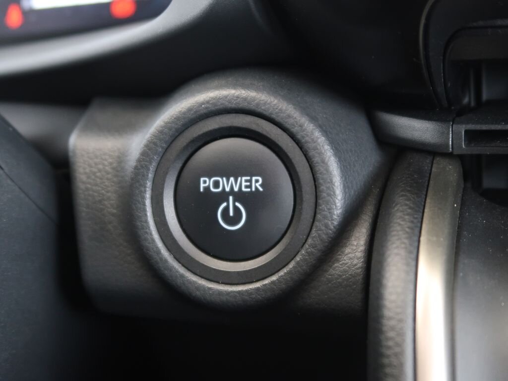 Toyota C-HR SUV / Terénní 2,0 l 112 kw