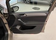 Volkswagen Touran 27