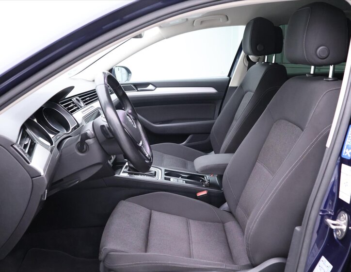 Volkswagen Passat Kombi 2,0 l 110 kw