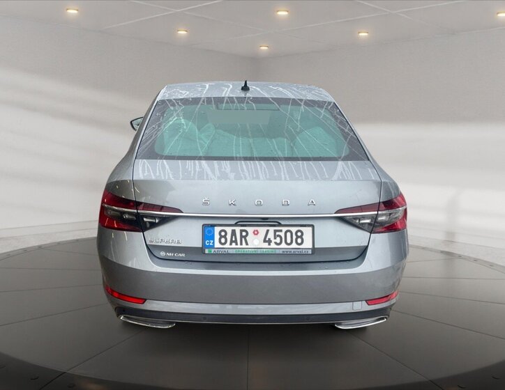 Škoda Superb Liftback 2,0 l 110 kw