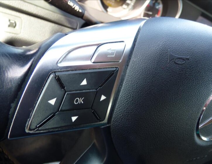 Mercedes-Benz Třídy C Sedan / Limuzína 2,1 l 88 kw