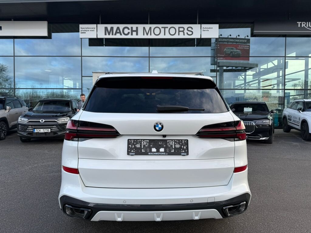 BMW X5 SUV / Terénní 3,0 l 250 kw