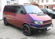 Volkswagen Caravelle 2