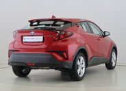 Toyota C-HR SUV / Terénní 1,8 l 72 kw