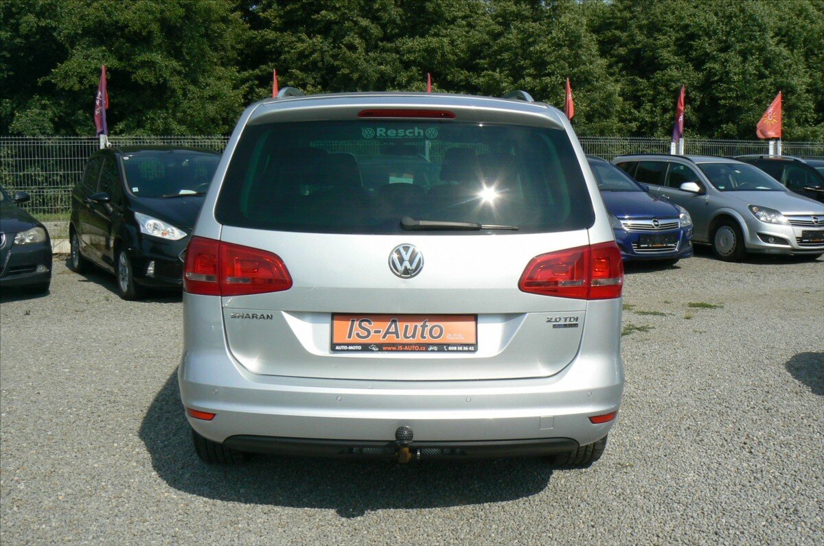 Volkswagen Sharan MPV 2,0 l 103 kw