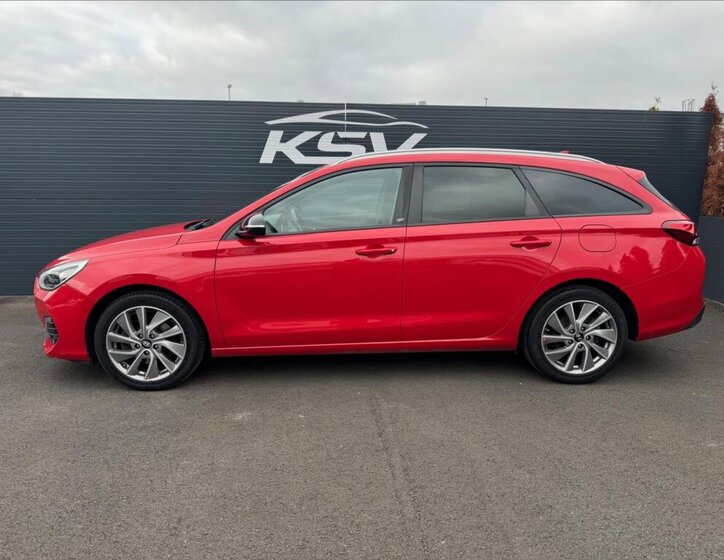 Hyundai i30 Kombi 1,4 l 103 kw