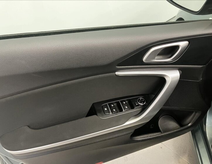 KIA Ceed Hatchback 998,0 74 kw