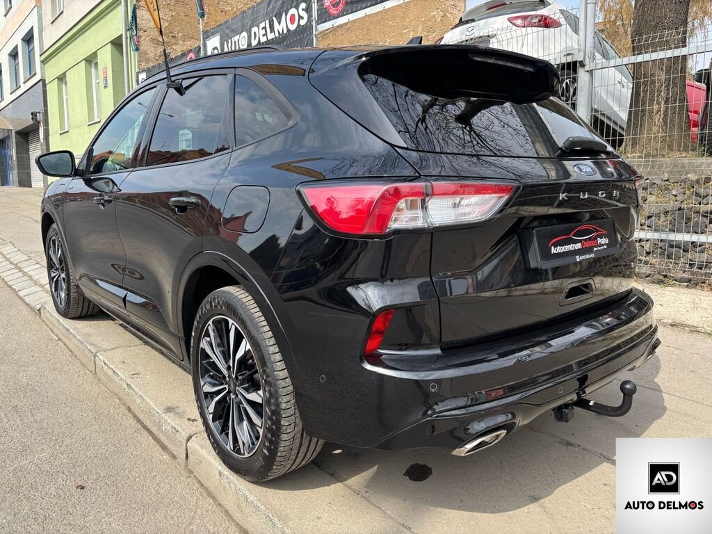 Ford Kuga SUV / Terénní 2,5 l 165 kw