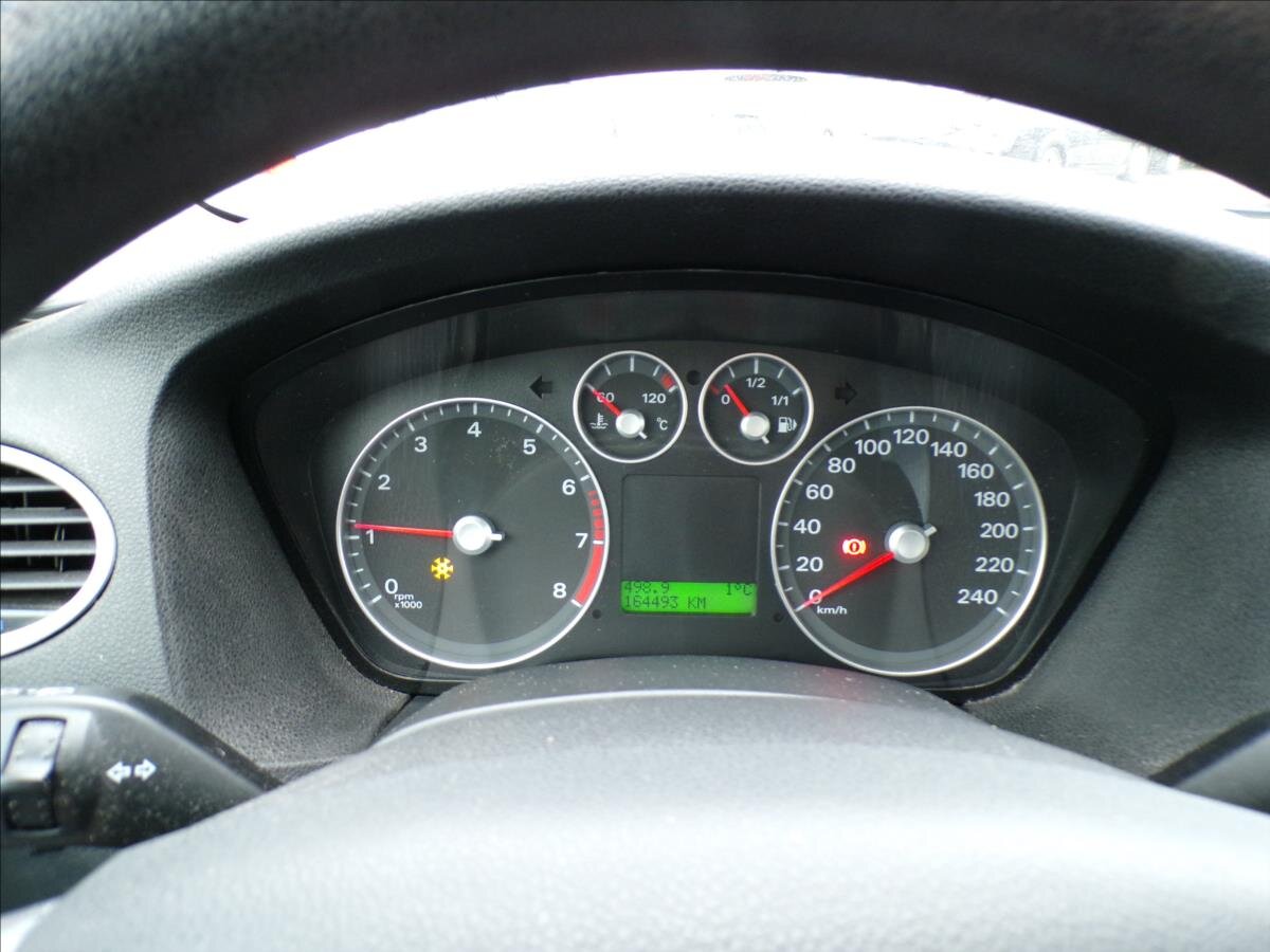 Ford Focus Kombi 1,6 l 74 kw