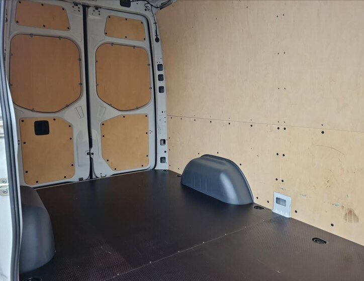 Mercedes-Benz Sprinter Skříň 2,0 l 84 kw