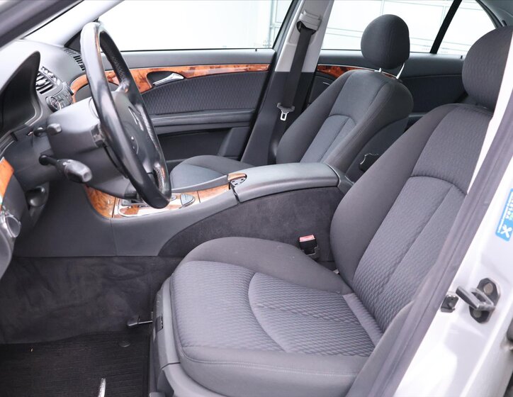 Mercedes-Benz Třídy E 10