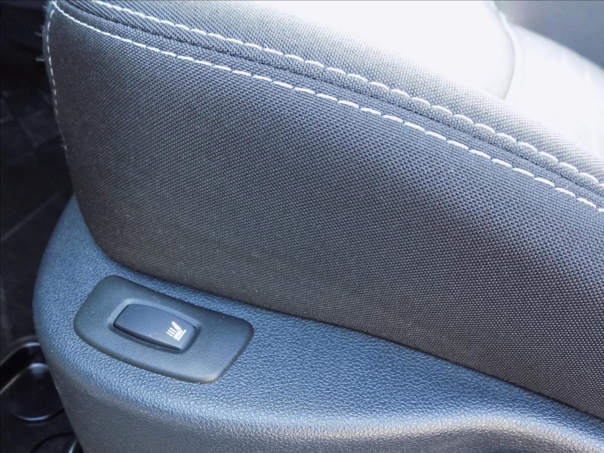 Renault Clio Hatchback 1,2 l 87 kw