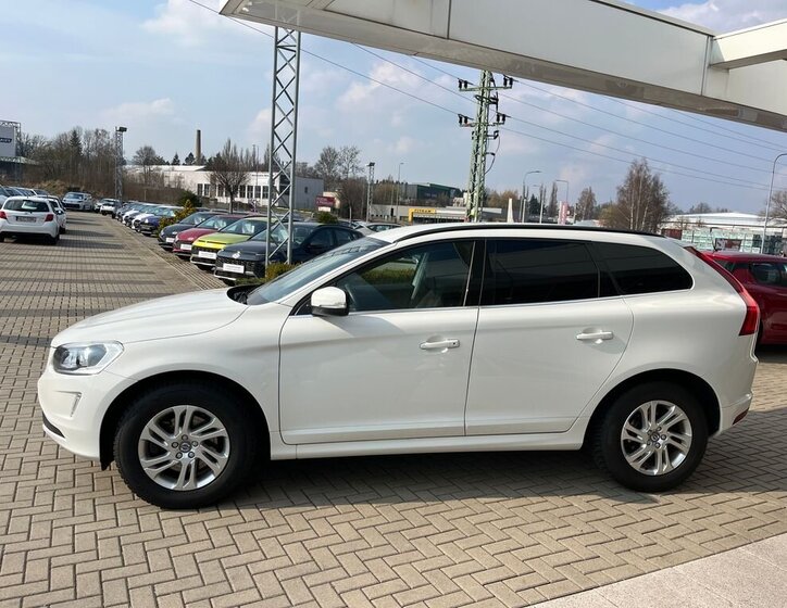 Volvo XC60 SUV / Terénní 2,4 l 140 kw