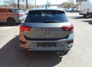 Volkswagen T-Roc SUV / Terénní 1,5 l 110 kw