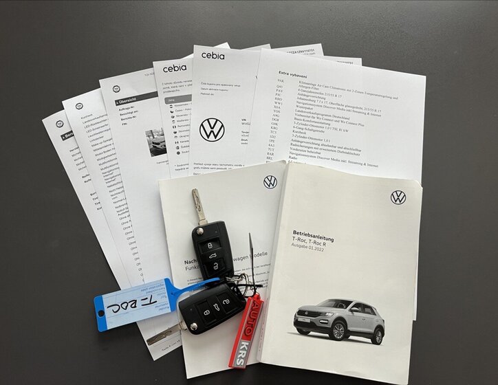 Volkswagen T-Roc 35
