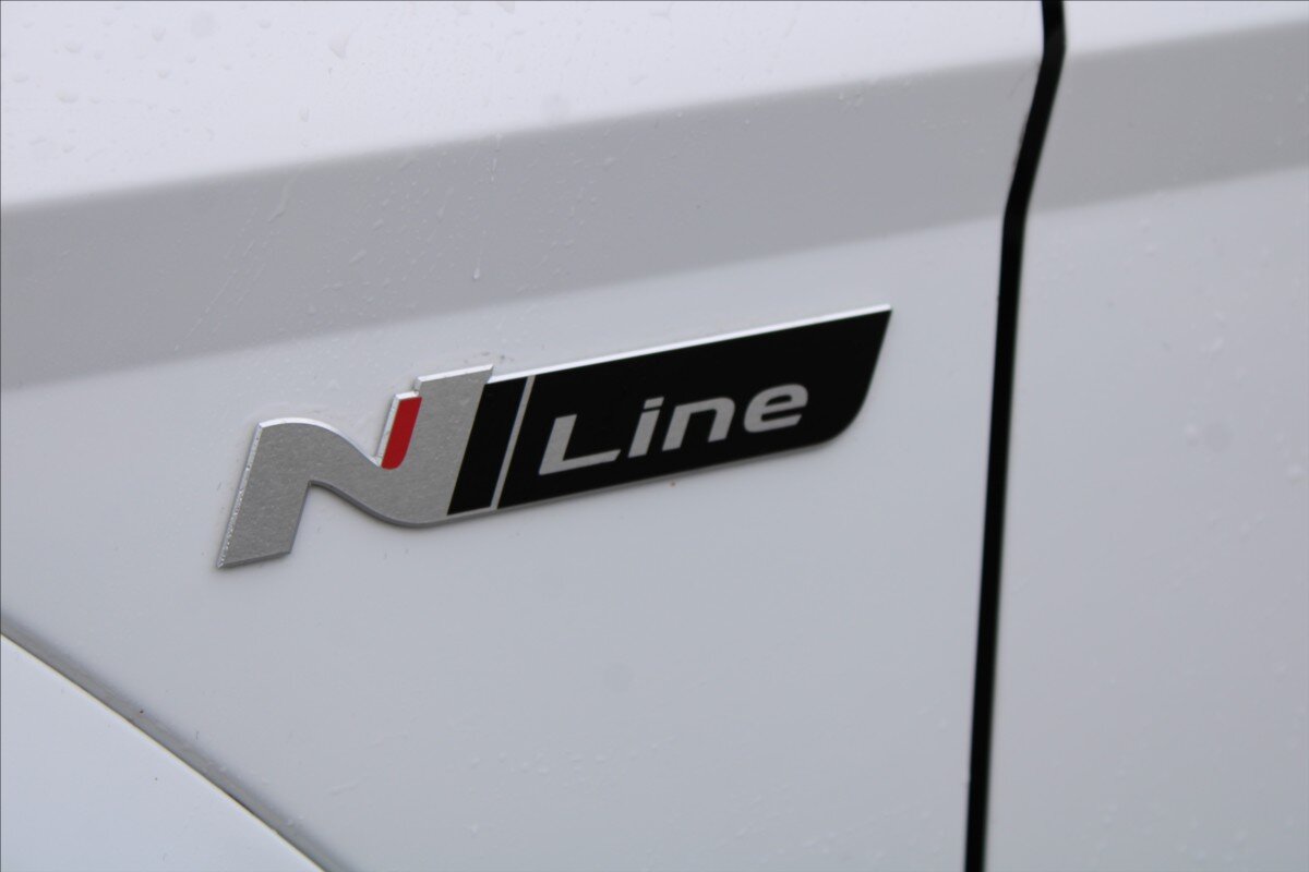 Hyundai Kona SUV 1,6 l 145 kw