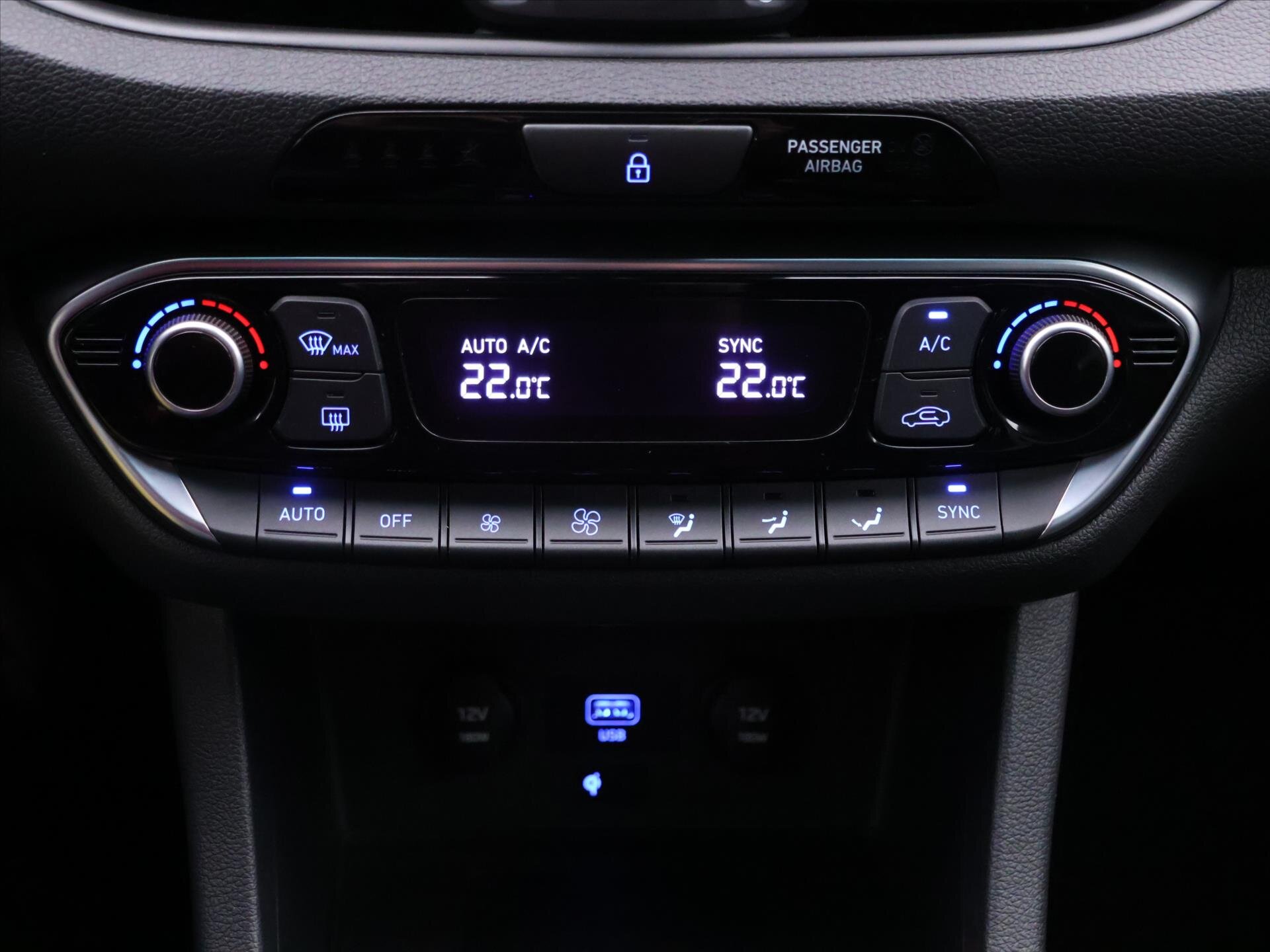 Hyundai i30 Liftback 1,5 l 117 kw