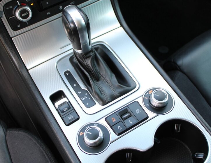 Volkswagen Touareg 20