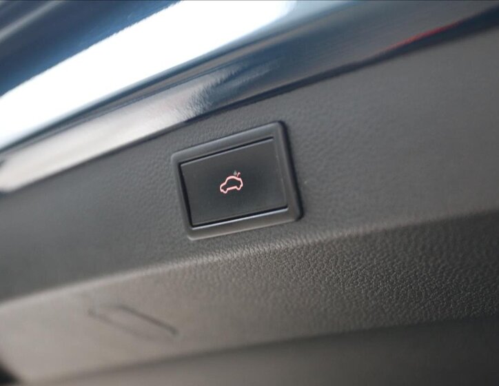 Škoda Karoq Kombi 1,6 l 85 kw