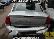 Opel Vectra Sedan 2,2 l 0