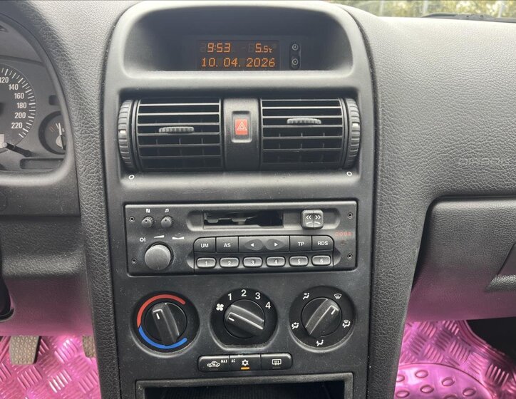 Opel Astra Hatchback 1,7 l 55 kw