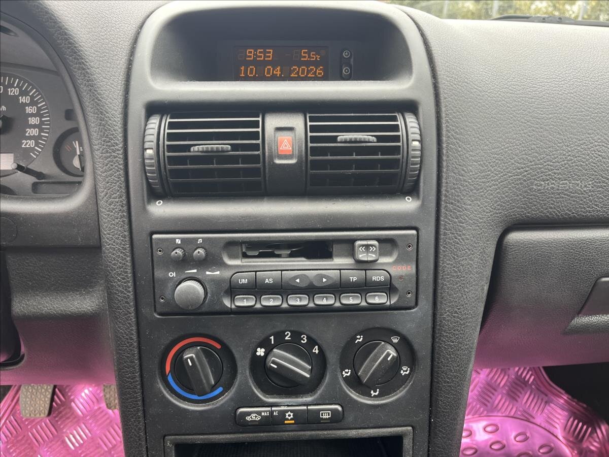 Opel Astra Hatchback 1,7 l 55 kw