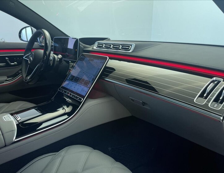 Mercedes-Benz Třídy S Ostatní 6,0 l 450 kw