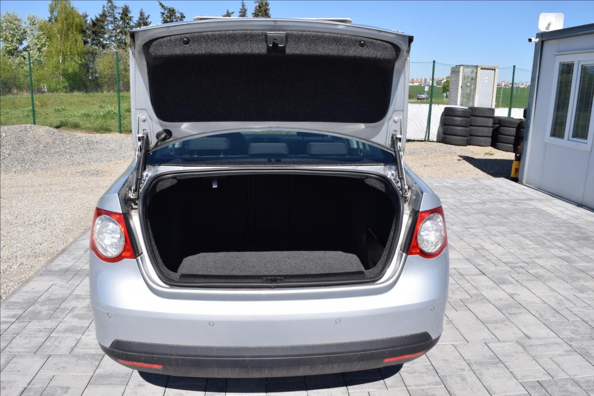 Volkswagen Jetta Kombi 1,4 l 90 kw