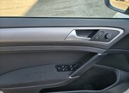 Volkswagen Golf Hatchback 1,2 l 63 kw