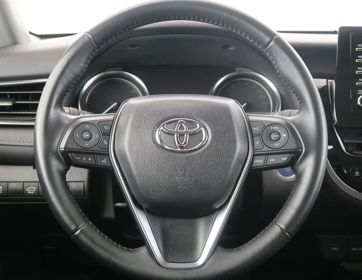 Toyota Camry 15