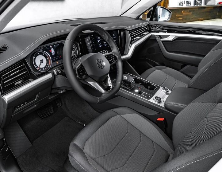 Volkswagen Touareg 9