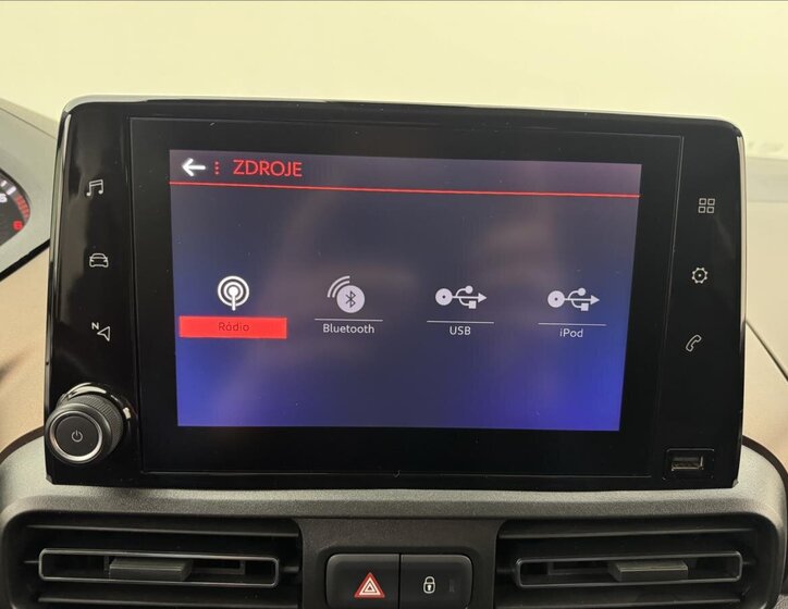 Peugeot Rifter MPV 1,5 l 96 kw