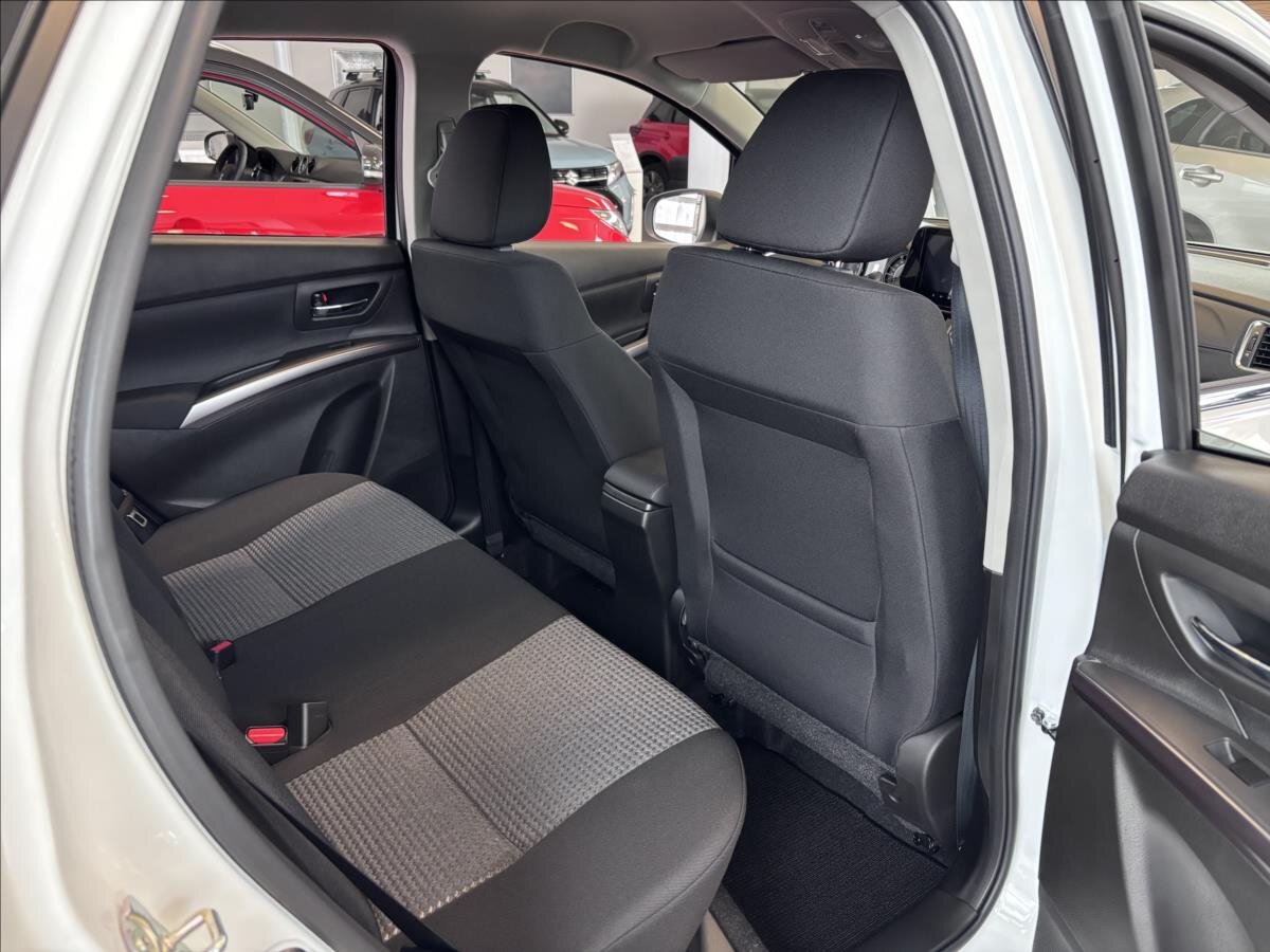 Suzuki S-Cross SUV / Terénní 1,4 l 81 kw