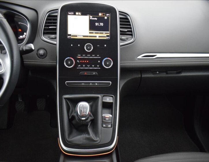 Renault Grand Scénic 19