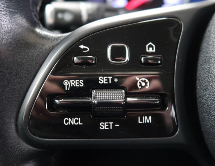 Mercedes-Benz Třídy C Kombi 1,6 l 118 kw