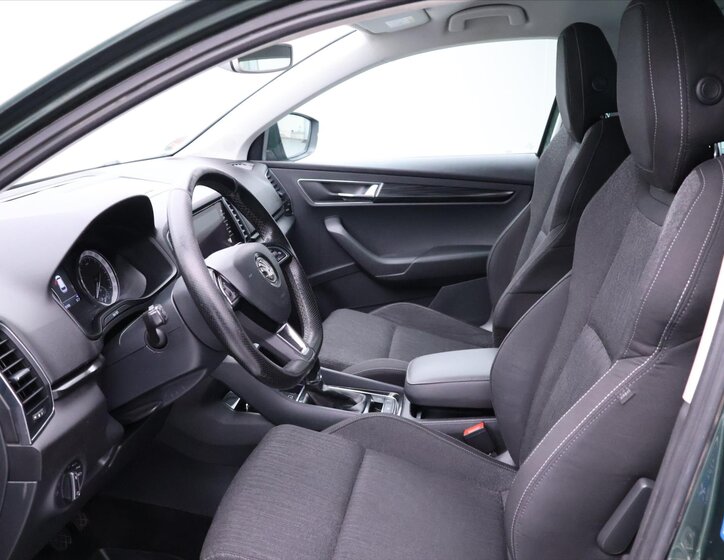 Škoda Karoq 10