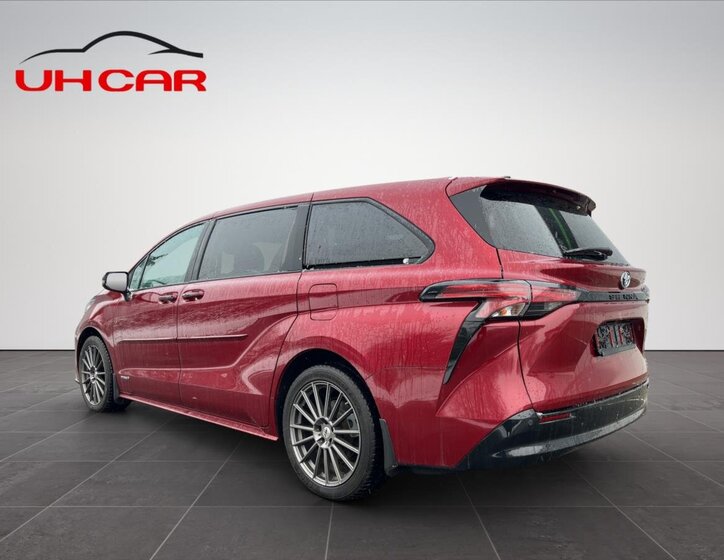 Toyota Sienna MPV 2,5 l 180 kw