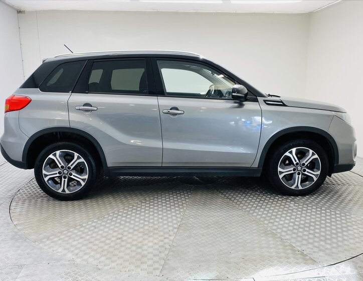 Suzuki Vitara SUV / Terénní 1,6 l 88 kw