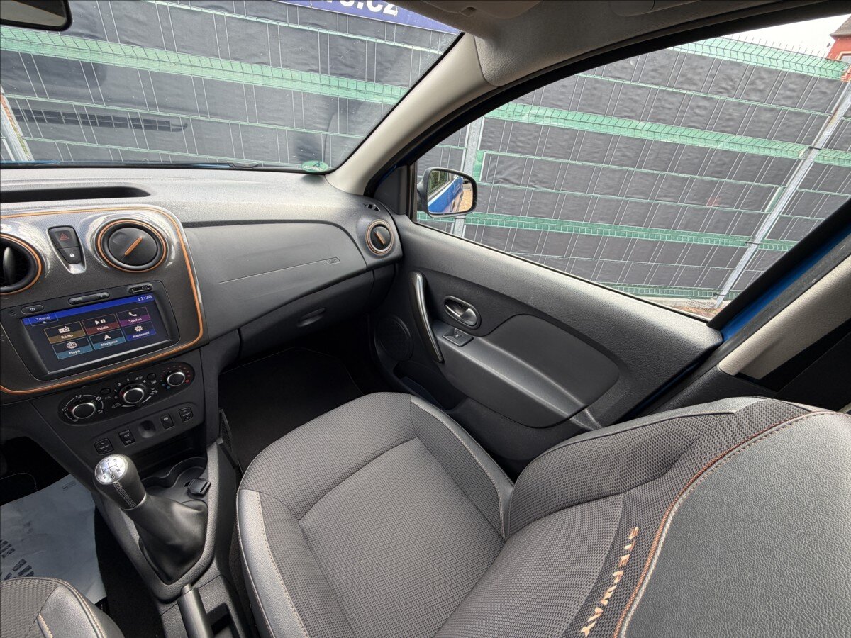 Dacia Sandero Hatchback 898,0 66 kw