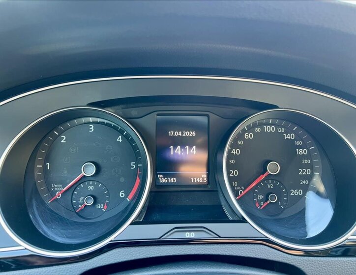 Volkswagen Passat Kombi 2,0 l 110 kw