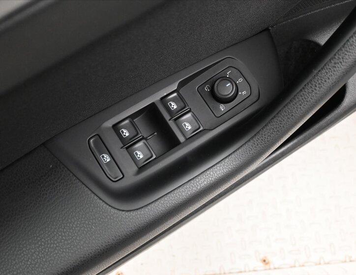 Volkswagen Passat Kombi 2,0 l 110 kw