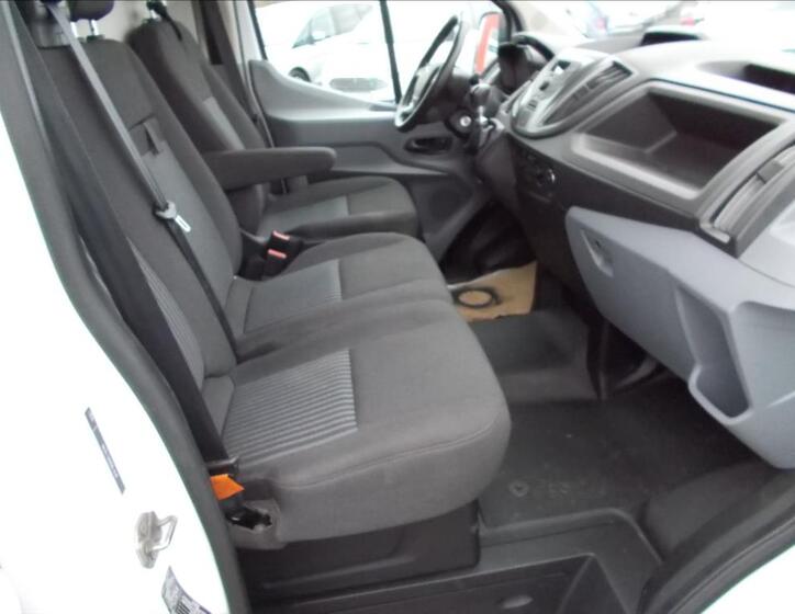 Ford Transit 21