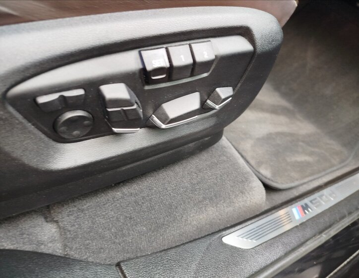 BMW X5 SUV 3,0 l 280 kw