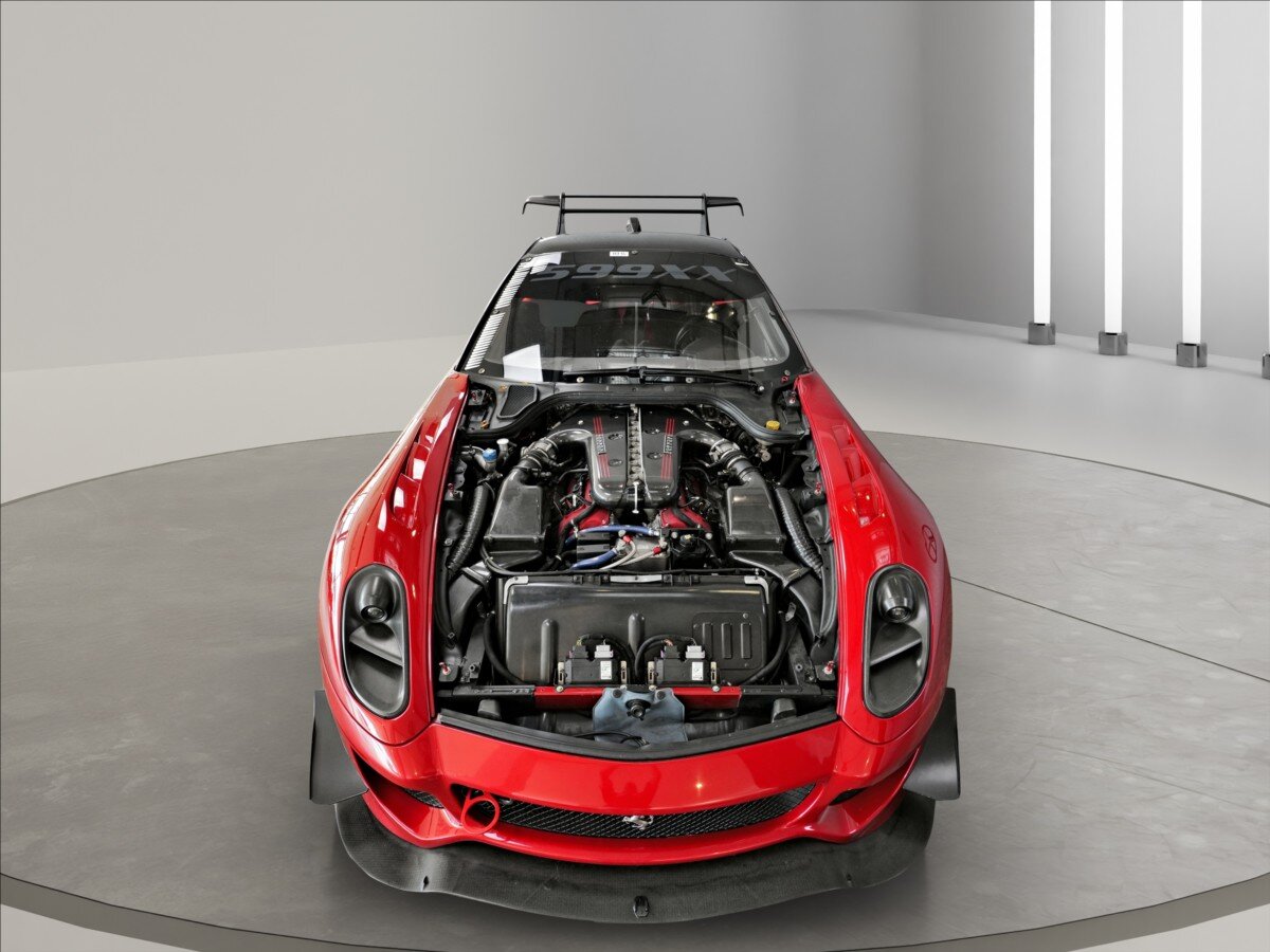 Ferrari 599 Kupé 6,0 l 551 kw