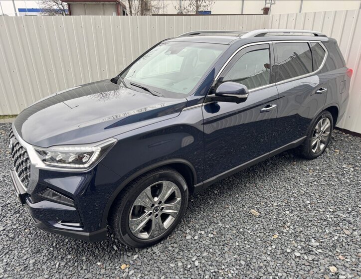 SsangYong Rexton SUV 2,2 l 148 kw